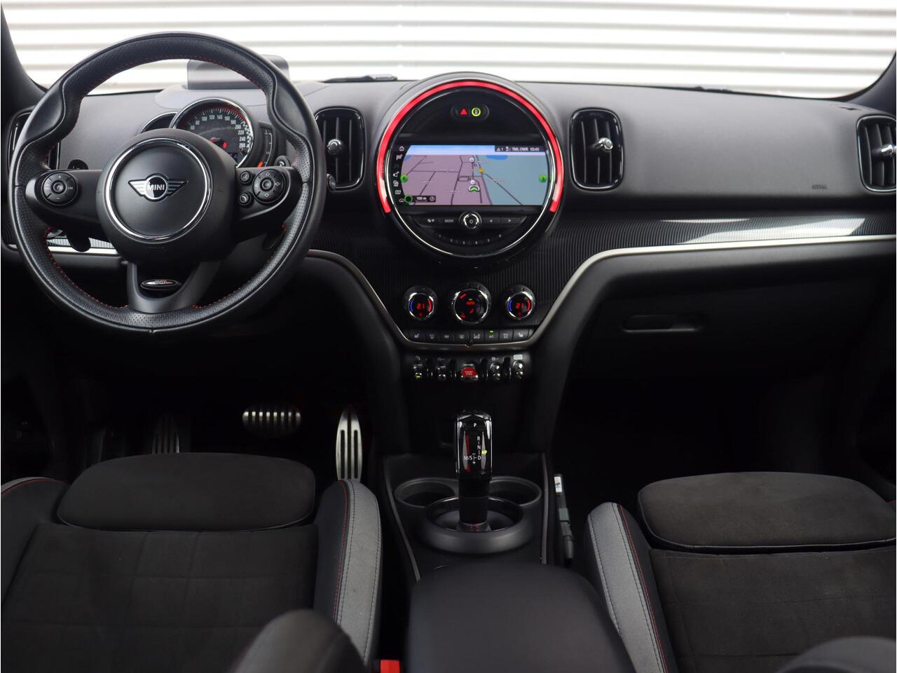Mini COUNTRYMAN John Cooper Works ALL4 | MINI Excitement Pakket | Panodak | Harman Kardon | Achteruitrijcamera | Adaptief onderstel | Comfort Access | Head-Up | 19''LMV