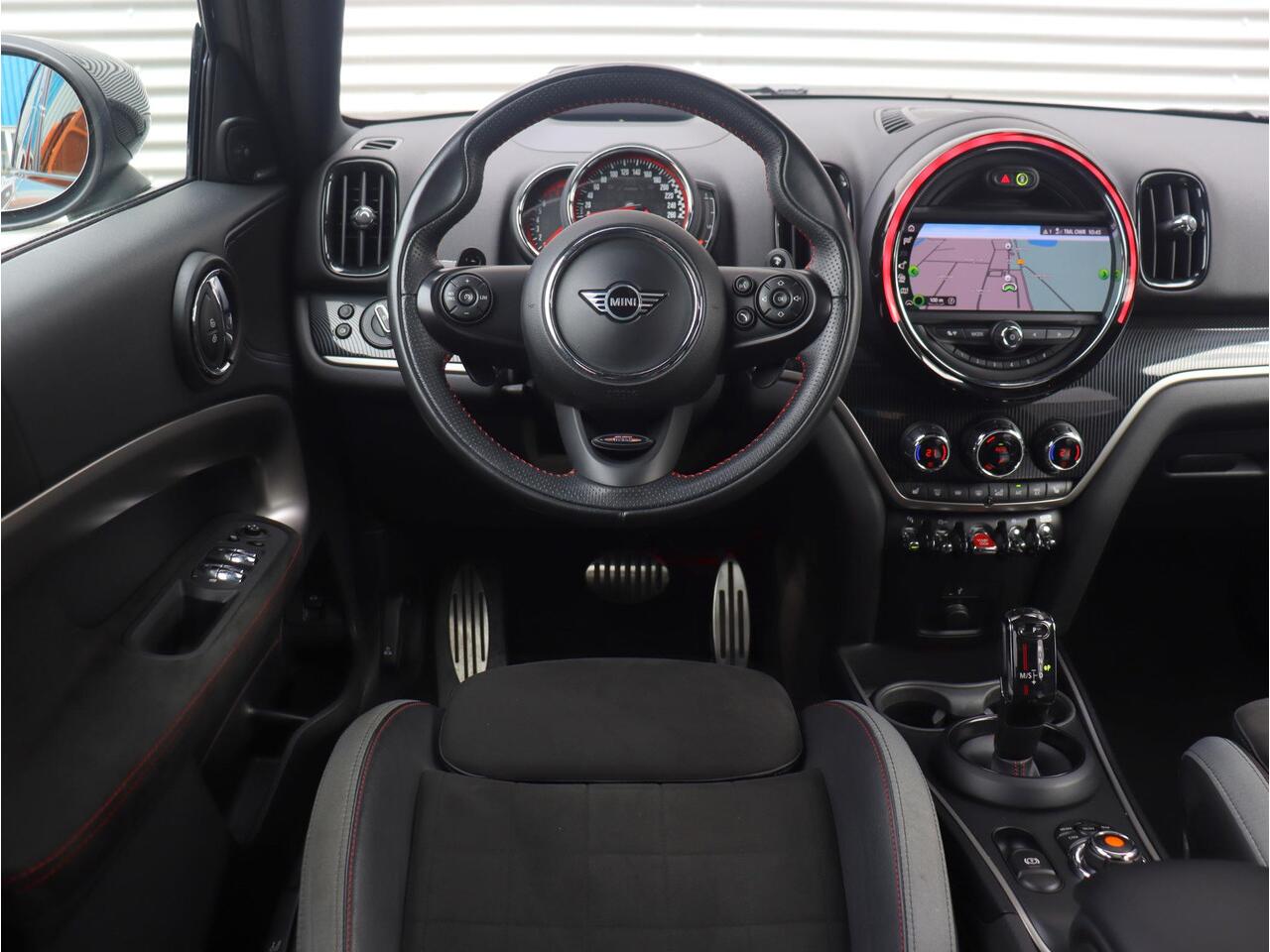 Mini COUNTRYMAN John Cooper Works ALL4 | MINI Excitement Pakket | Panodak | Harman Kardon | Achteruitrijcamera | Adaptief onderstel | Comfort Access | Head-Up | 19''LMV