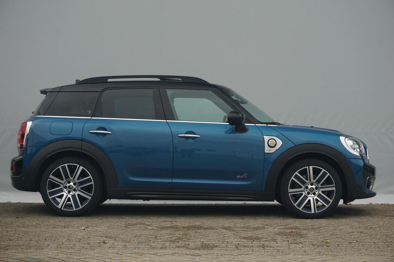 Mini COUNTRYMAN Cooper SE ALL4 Chili | Comfort Access | Head-Up Display | Harman Kardon | Driving Assistant | Stoelverwaming | MINI Yours Leer