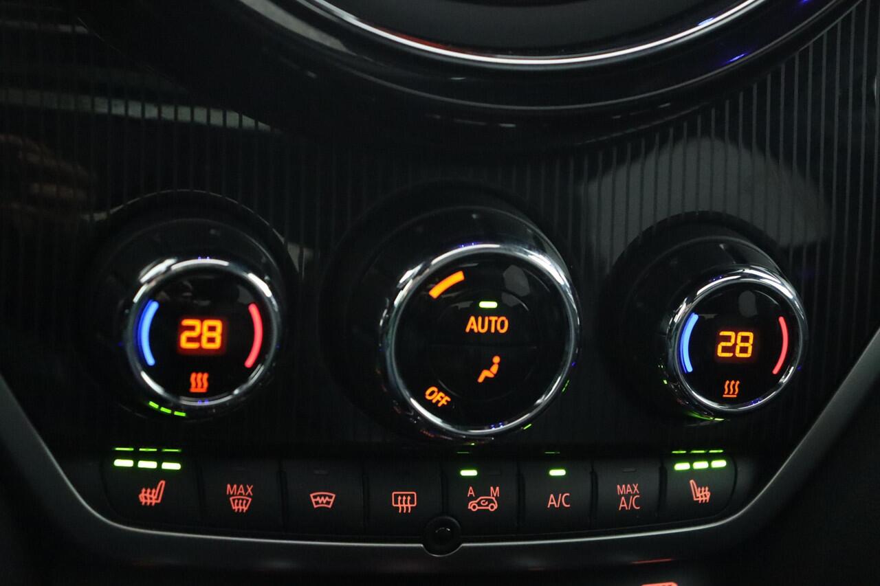 Mini COUNTRYMAN Mini 2.0 John Cooper Works ALL4 Chili | Harman Kardon | Comfort Access | head-up display |