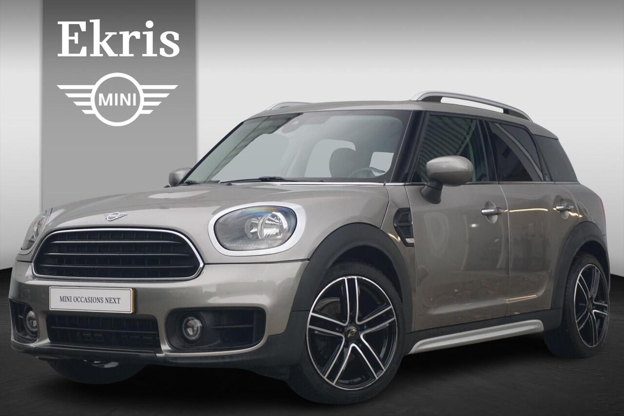 Mini COUNTRYMAN One Business Edition | Cruise Control | Parkeersensoren Achter | Connected Navigation