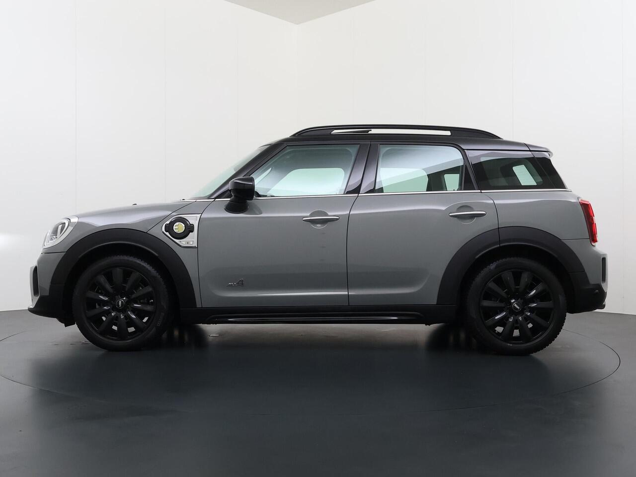 Mini COUNTRYMAN Mini 1.5 Cooper S E ALL4 VAN ¤ 28.900,- VOOR ¤ 24.877 ,- UW LENTEVOORDEEL ¤ 4.023,-PHEV Plug-in Hybride | Direct Rijklaar & Leverbaar | Panorama Dak | Stoelverwarming | Adaptieve Cruise Control | CarPlay & Camera | 12 Mnd BOVAG Garantie