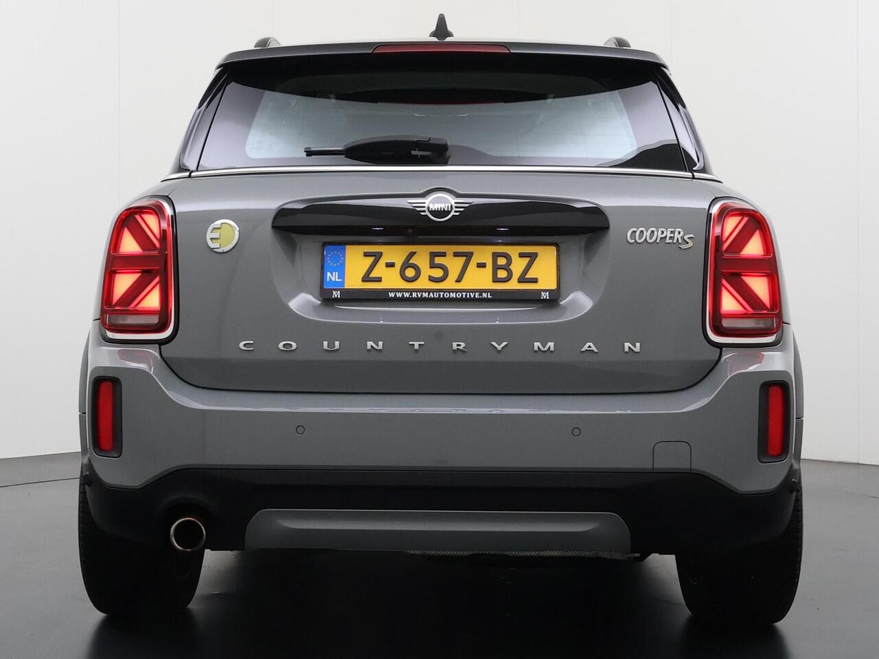 Mini COUNTRYMAN Mini 1.5 Cooper S E ALL4 VAN ¤ 28.900,- VOOR ¤ 24.877 ,- UW LENTEVOORDEEL ¤ 4.023,-PHEV Plug-in Hybride | Direct Rijklaar & Leverbaar | Panorama Dak | Stoelverwarming | Adaptieve Cruise Control | CarPlay & Camera | 12 Mnd BOVAG Garantie