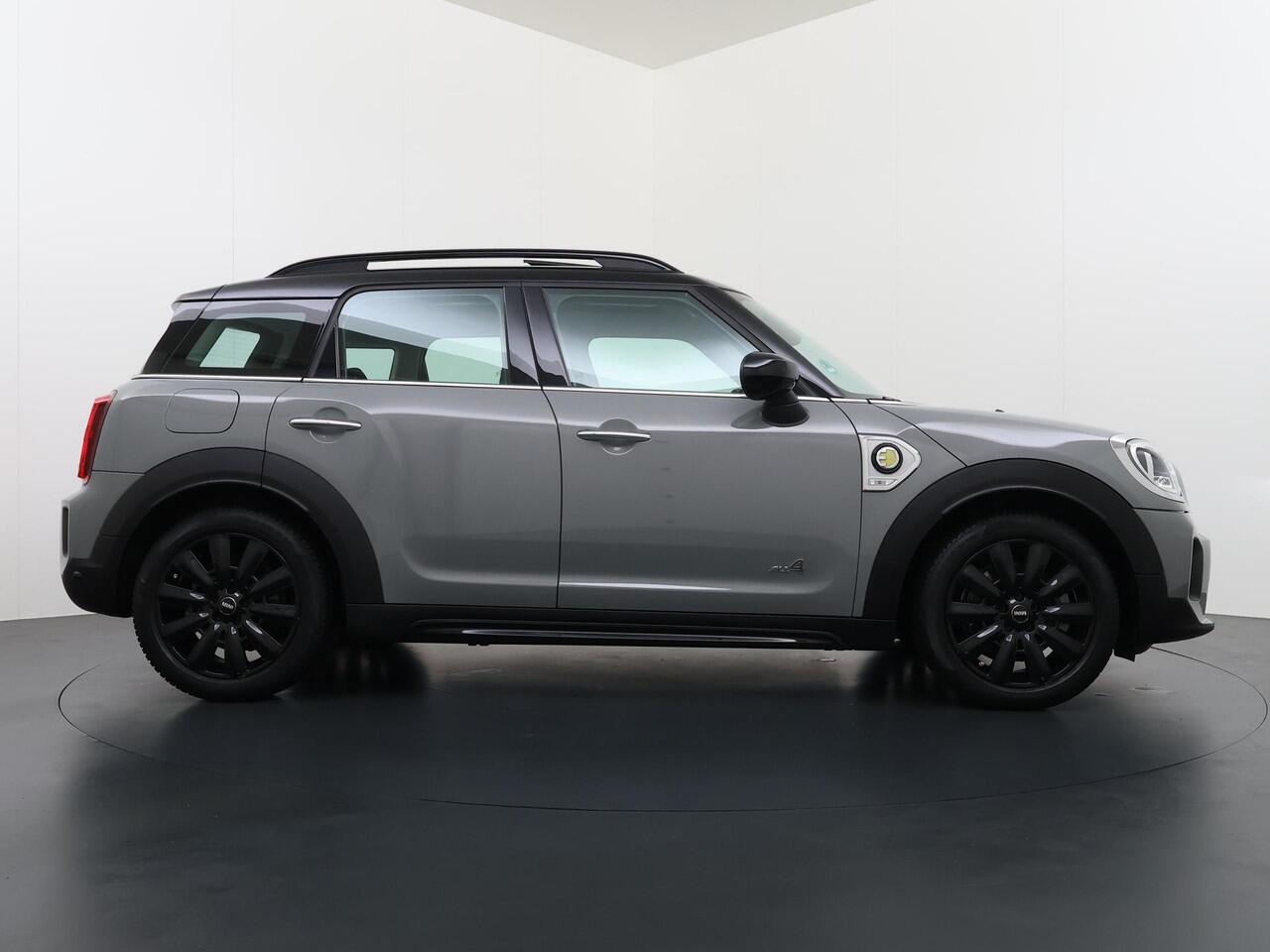 Mini COUNTRYMAN Mini 1.5 Cooper S E ALL4 VAN ¤ 28.900,- VOOR ¤ 24.877 ,- UW LENTEVOORDEEL ¤ 4.023,-PHEV Plug-in Hybride | Direct Rijklaar & Leverbaar | Panorama Dak | Stoelverwarming | Adaptieve Cruise Control | CarPlay & Camera | 12 Mnd BOVAG Garantie