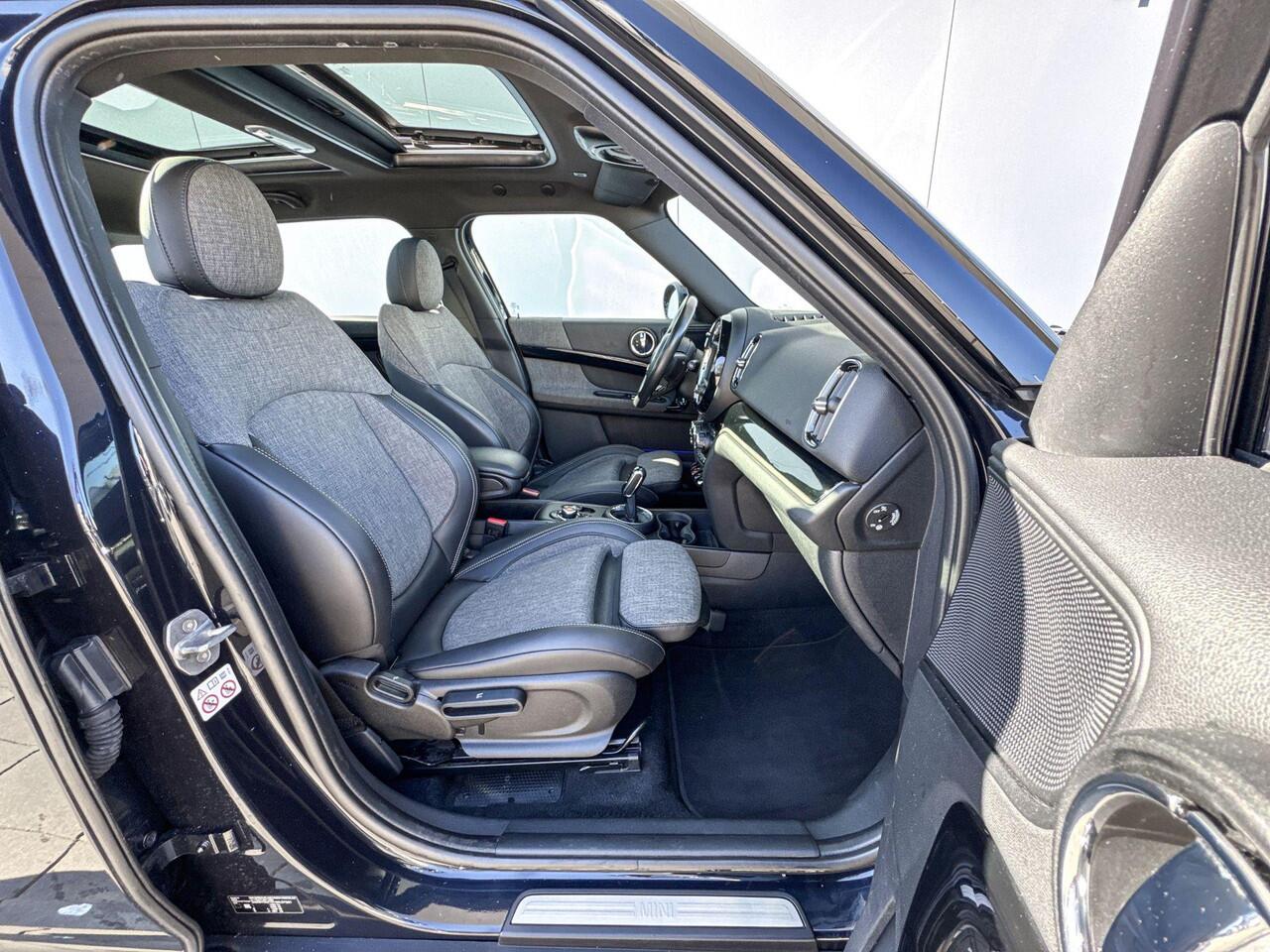 Mini COUNTRYMAN Cooper Chili Panoramadak / Stoelverwarming / Comfort Acces / Navigatie