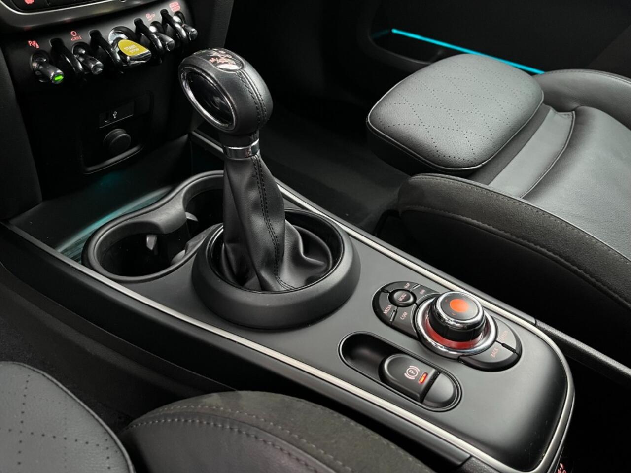 Mini COUNTRYMAN 2.0 COOPER S E ALL4 CHILI - LEDER - HEAD UP - 18 INCH