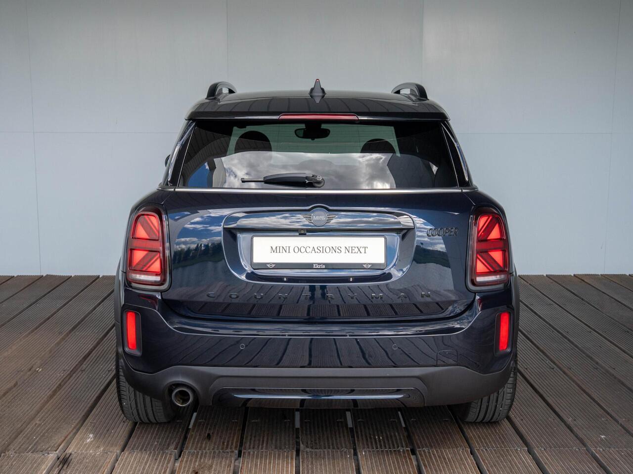 Mini COUNTRYMAN Cooper Aut. Business + Comfort Plus + Stuur en stoelverwarming