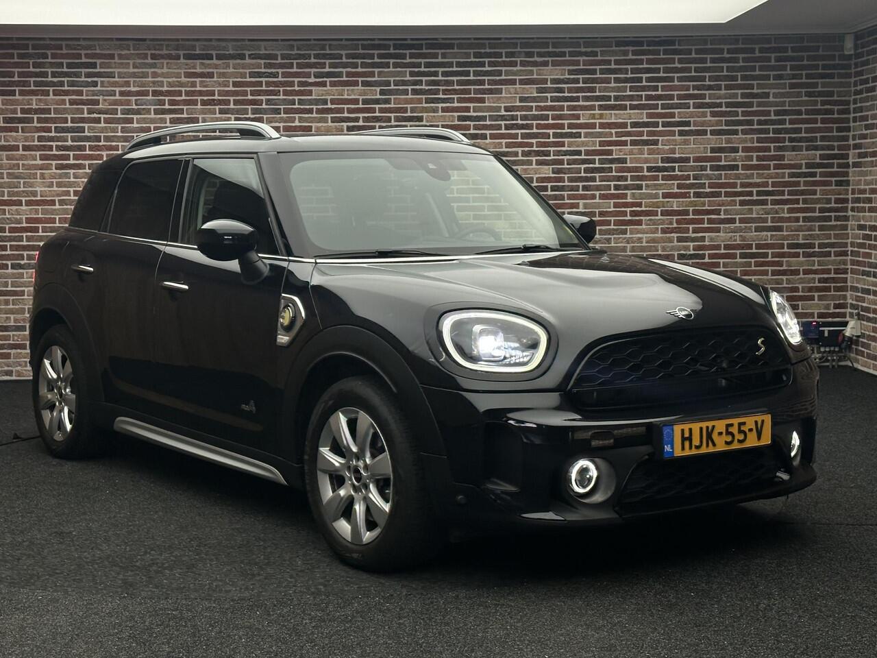 Mini COUNTRYMAN Cooper S E ALL4 Essential Camera Stoelverwarming Automaat
