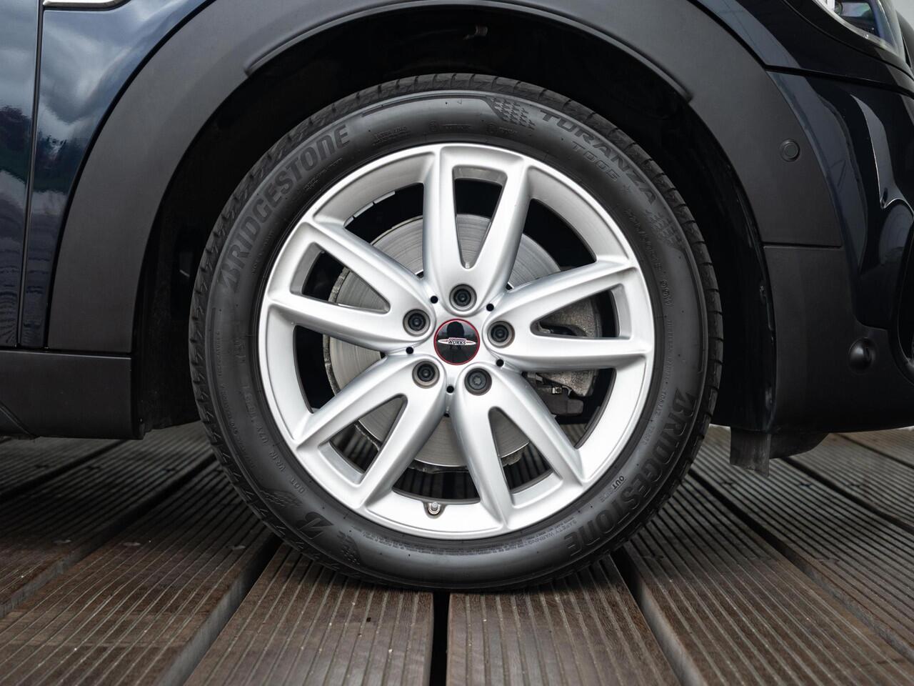 Mini COUNTRYMAN SE ALL4 JCW pakket + Harman-Kardon + Panoramadak