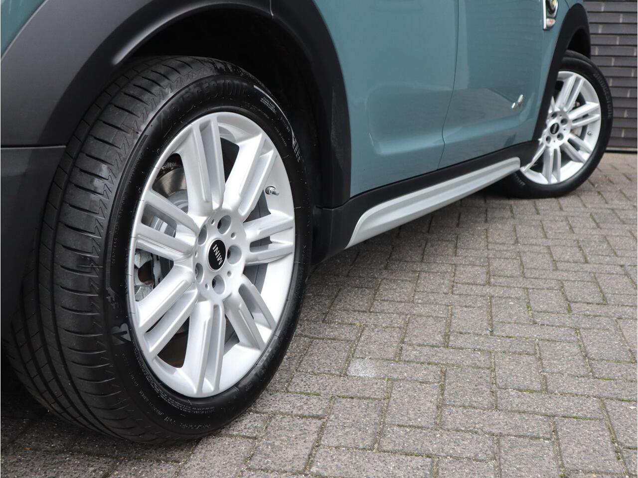 Mini COUNTRYMAN 2.0 Cooper S E ALL4 Classic / Panodak / Sportleder / Comfort Access