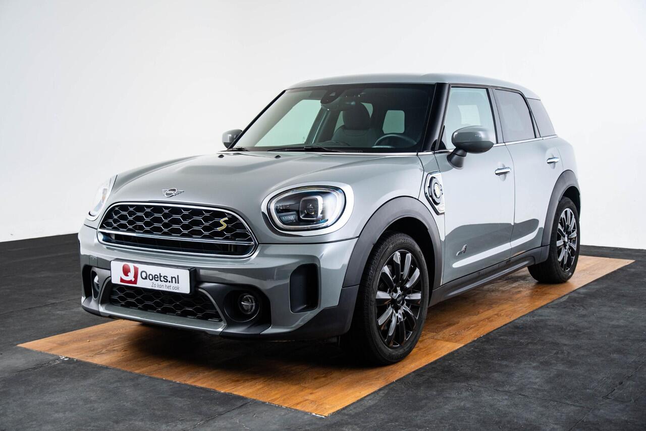 Mini COUNTRYMAN Cooper SE ALL4 Cruise control - Elektrisch verwarmbare voorstoelen - Binnenlichtpakket - Elektrisch inklapbare buitenspiegels - Comfort acces - PDC Voor/Achter - Getinte Ruiten -