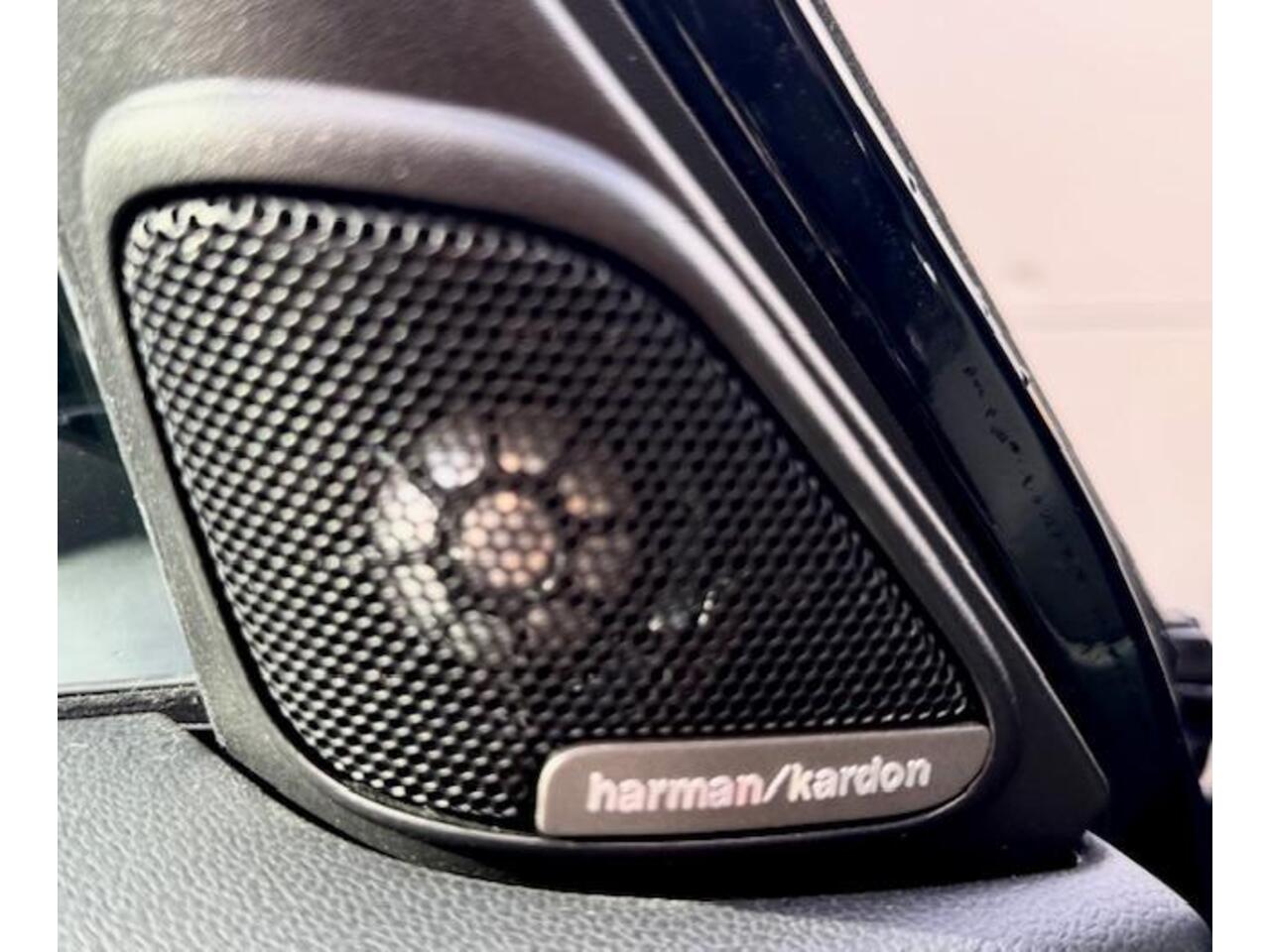 Mini COUNTRYMAN Mini 2.0 Cooper S E ALL4 John Cooper Works 19", H/K, Panoramadak, HUD, enz