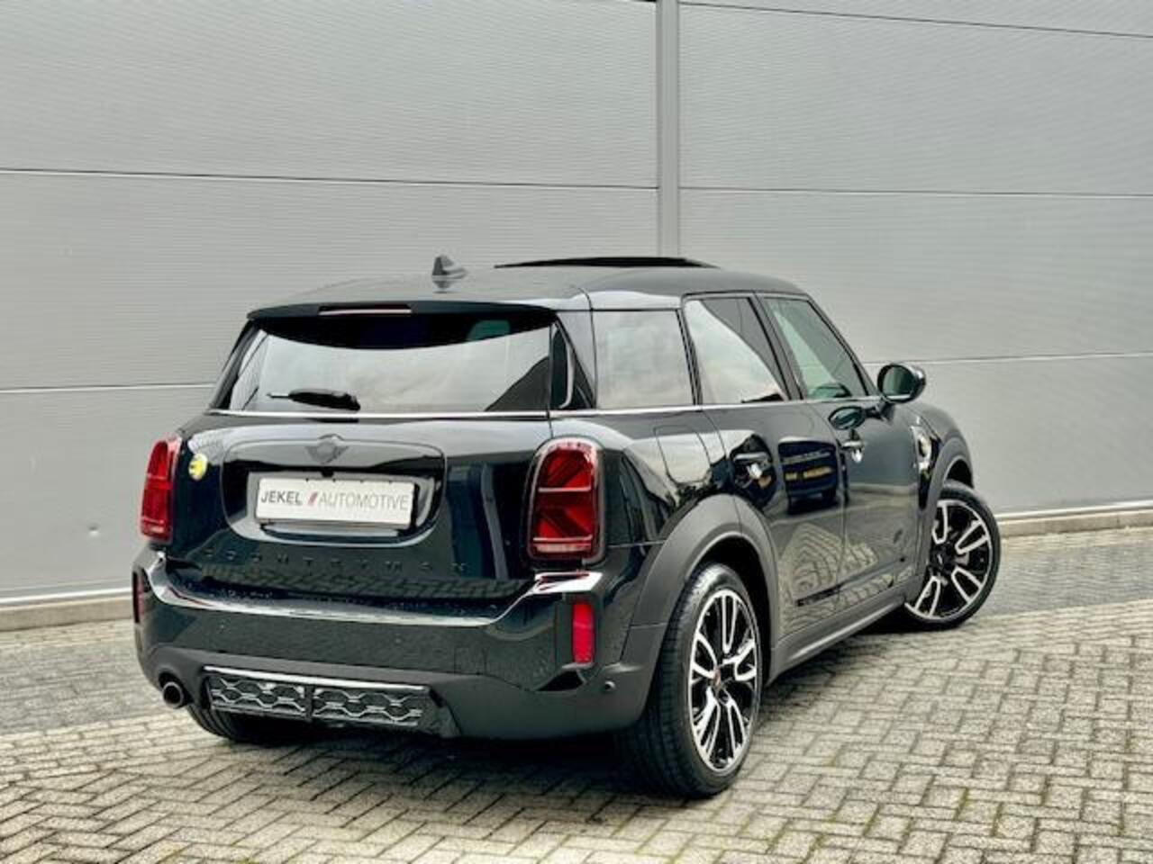 Mini COUNTRYMAN Mini 2.0 Cooper S E ALL4 John Cooper Works 19", H/K, Panoramadak, HUD, enz