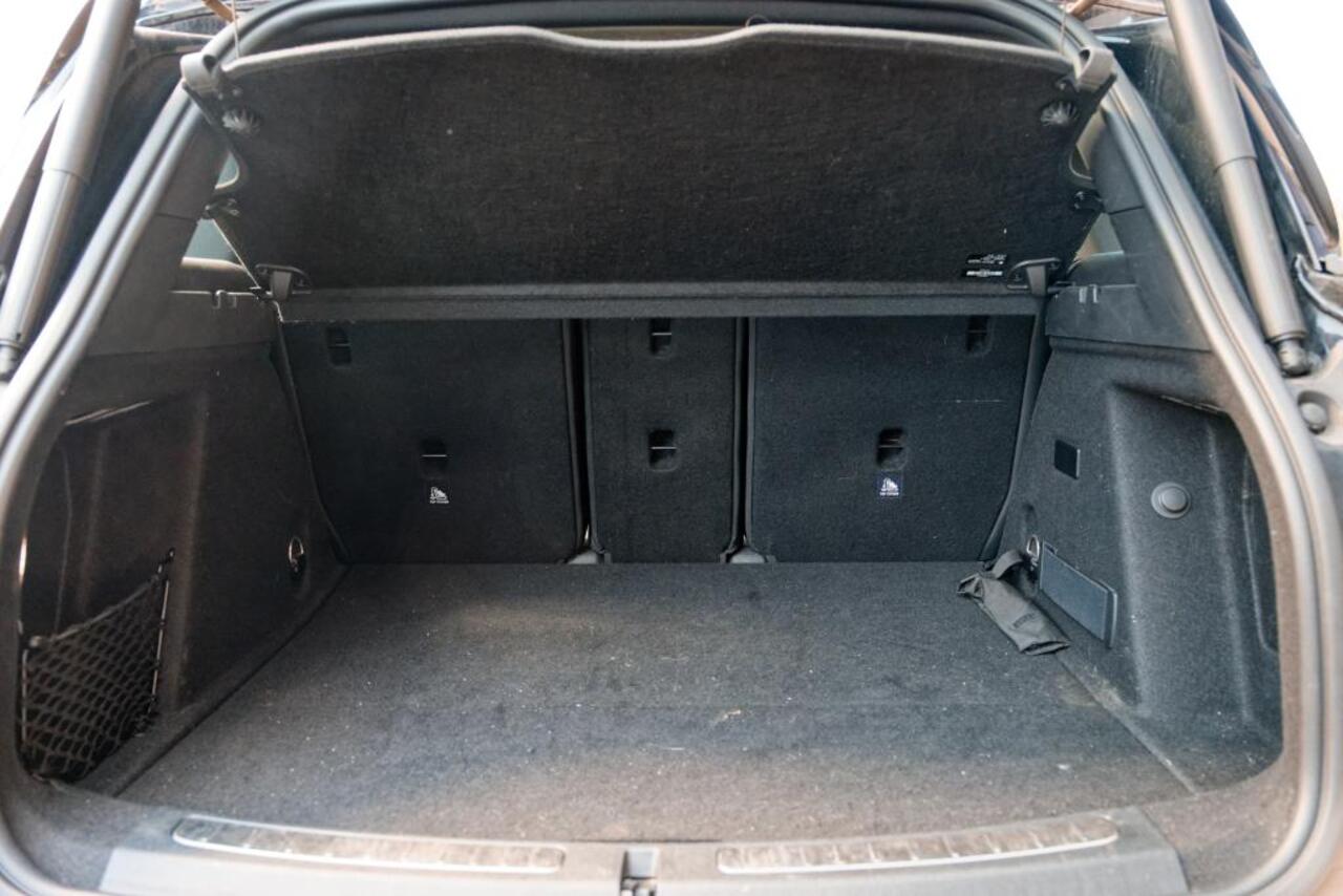 Mini COUNTRYMAN Mini 1.5 Cooper S E ALL4 John Cooper Works 19", H/K, Panoramadak, HUD, enz