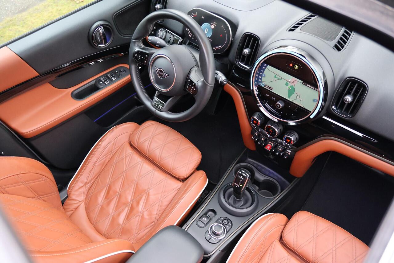 Mini COUNTRYMAN Mini 1.5 Cooper MINI Yours 19" | Leer | Pano | HUD | Harman Kardon | Adap Cruise | Keyless | Elekr. Stoel memory | Achteruitrijcamera | Etc.