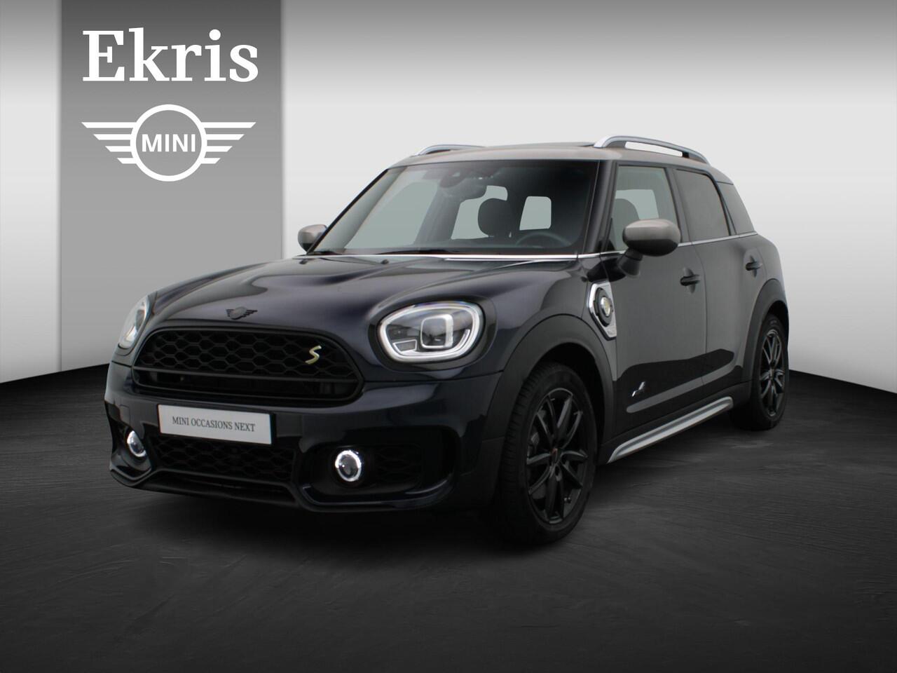 Mini COUNTRYMAN Cooper S E ALL4 John Cooper Works uitvoering + Comfort Plus Pakket + Driving Assistant Pakket + Connected Navigation Plus Pakket + Stuurwielrand Verwarmd + Panoramadak + Head-Up Display + 19''