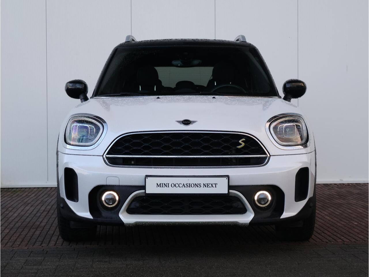 Mini COUNTRYMAN Mini 1.5 Cooper S E ALL4 Chili Comfort Access/ Panoramadak/ Achteruitrijcamera/ Comfortstoelen/ Harman-Kardon