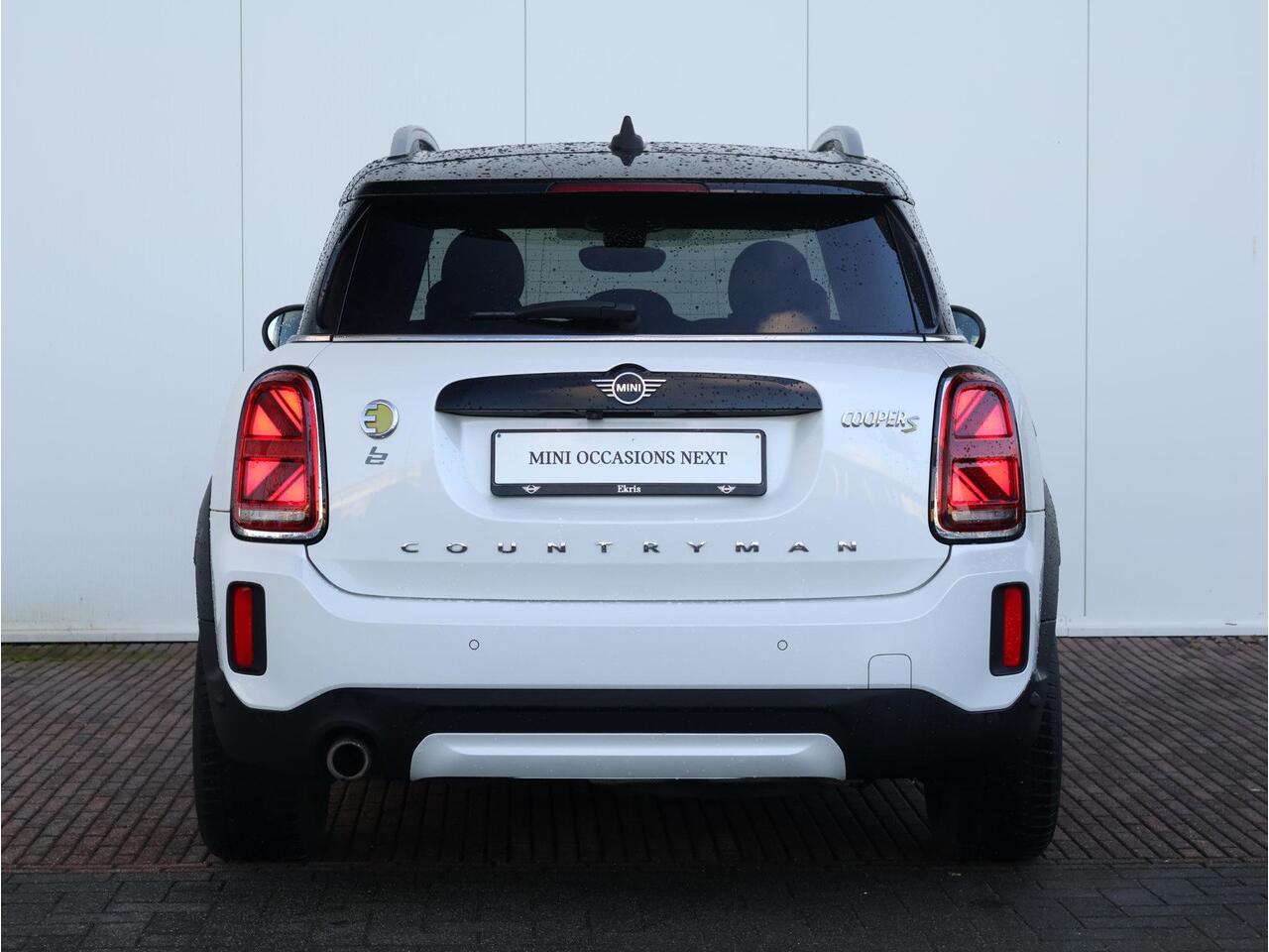 Mini COUNTRYMAN Mini 1.5 Cooper S E ALL4 Chili Comfort Access/ Panoramadak/ Achteruitrijcamera/ Comfortstoelen/ Harman-Kardon