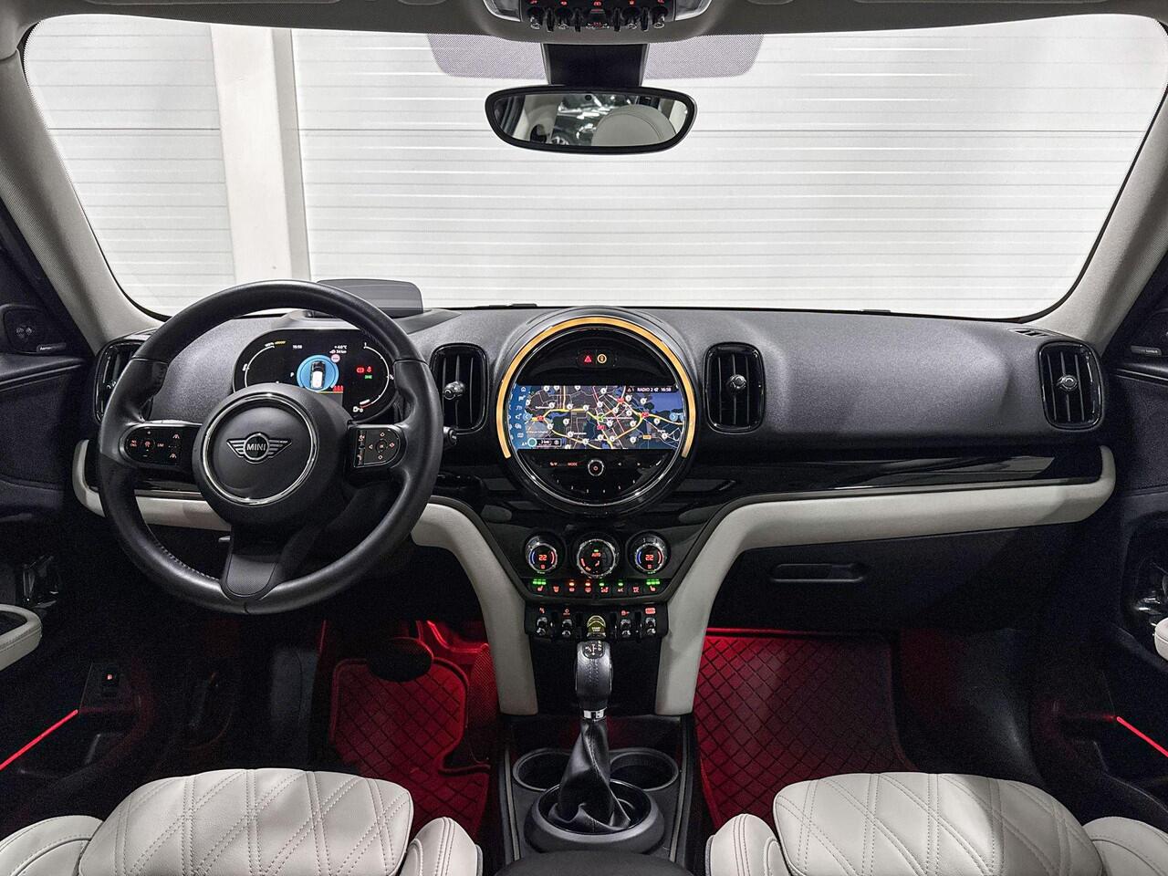 Mini COUNTRYMAN Cooper SE ALL4 Business Edition | Panoramadak | Head-Up Display | Harman Kardon