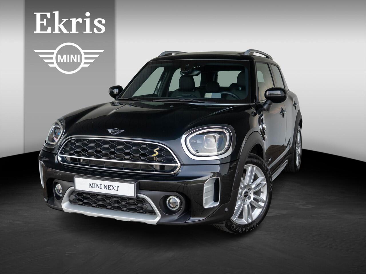 Mini COUNTRYMAN Cooper SE ALL4 Classic + Elektrisch verstelbare stoelen + Harman-Kardon + panoramadak + Achteruitrijcamera + Stoelverwarming + Comfort Access