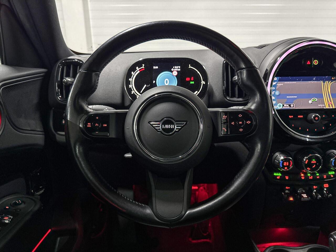 Mini COUNTRYMAN Cooper Business Edition | Stuurwielverwarming | Panoramadak | Achteruitrijcamera
