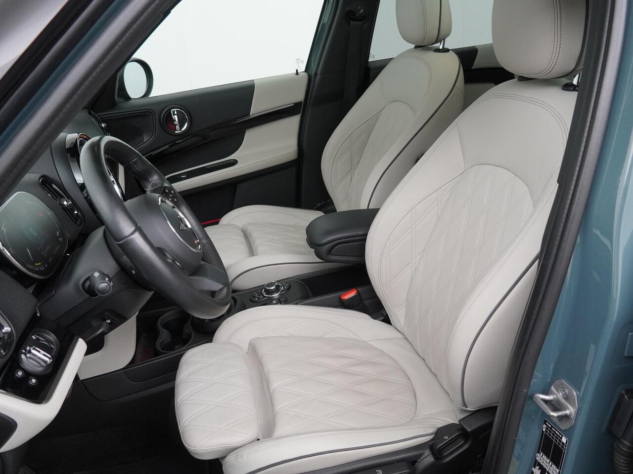 Mini COUNTRYMAN Cooper SE ALL4 Glazen Panoramadak | Adaptive Cruise | Keyless | Lentevoordeel