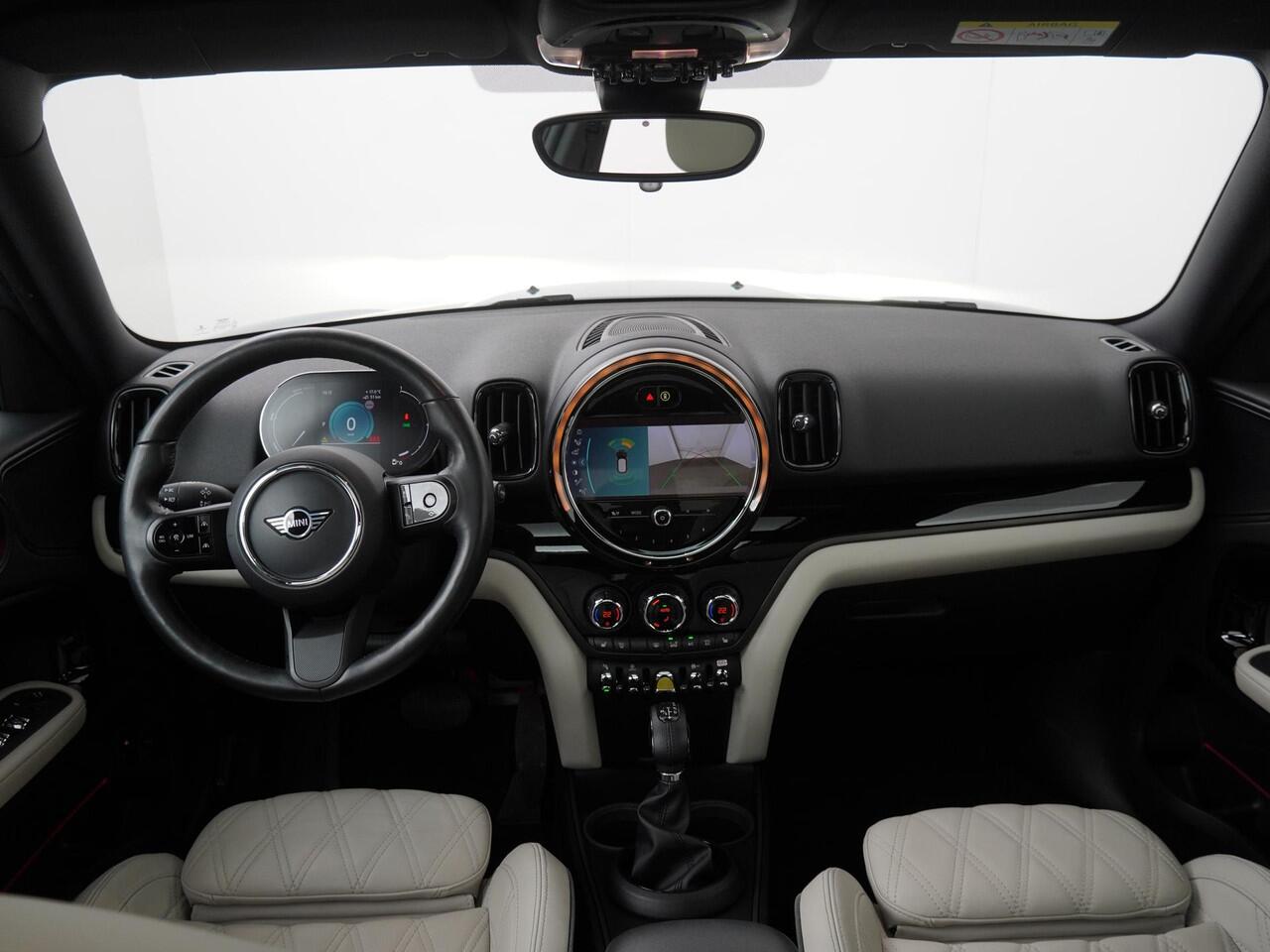 Mini COUNTRYMAN Cooper SE ALL4 Glazen Panoramadak | Adaptive Cruise | Keyless | Lentevoordeel
