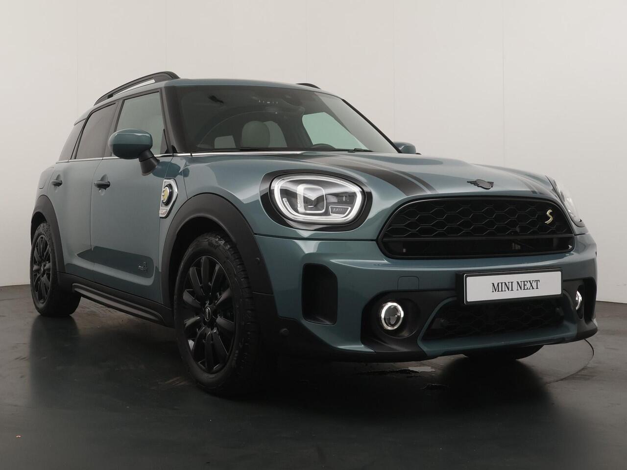 Mini COUNTRYMAN Cooper SE ALL4 Glazen Panoramadak | Adaptive Cruise | Keyless | Lentevoordeel