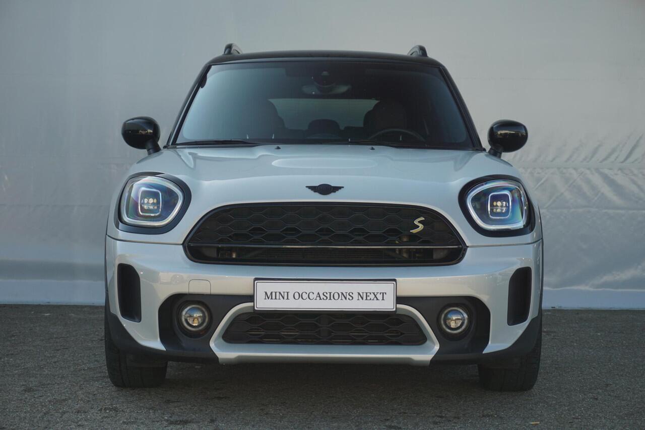 Mini COUNTRYMAN SE ALL4 Classic | Comfort Acces | Memorystoelen | Stoelverwarming | Parkeersensoren Achter | Led-Koplampen | Apple Carplay