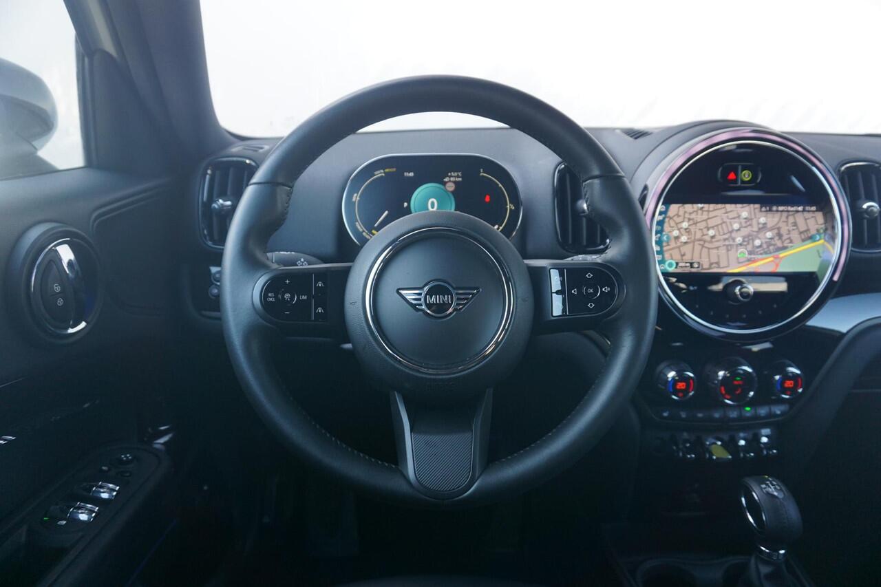 Mini COUNTRYMAN SE ALL4 Classic | Comfort Acces | Memorystoelen | Stoelverwarming | Parkeersensoren Achter | Led-Koplampen | Apple Carplay
