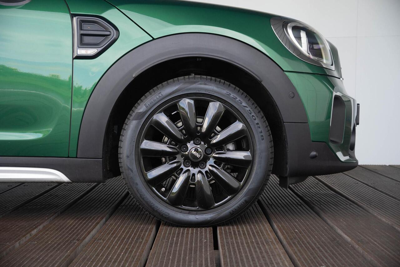 Mini COUNTRYMAN Cooper Aut. Classic + Premium Plus + Panoramadak