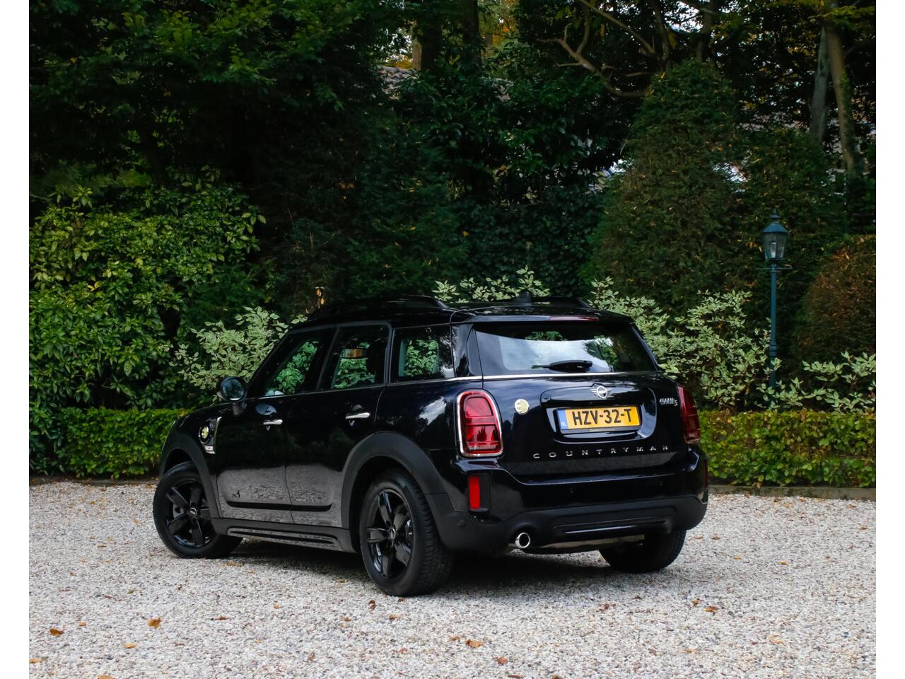 Mini COUNTRYMAN Mini 2.0 Cooper S E ALL4 Chili | Carplay | Achteruitrijcamera | Cruise Control |