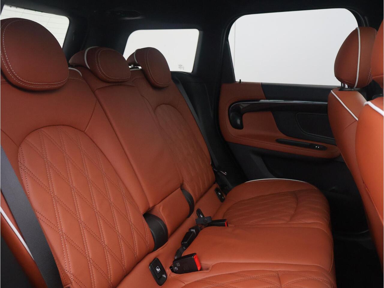 Mini COUNTRYMAN Mini 2.0 Cooper S E ALL4 John Cooper Works Achteruitrijcamera/ Panoramadak/ Comfortstoelen/ Stoelverwarming/ Harman-Kardon/ Head-Up