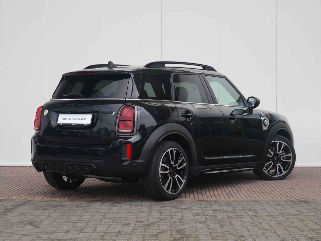 Mini COUNTRYMAN Mini 2.0 Cooper S E ALL4 John Cooper Works Achteruitrijcamera/ Panoramadak/ Comfortstoelen/ Stoelverwarming/ Harman-Kardon/ Head-Up