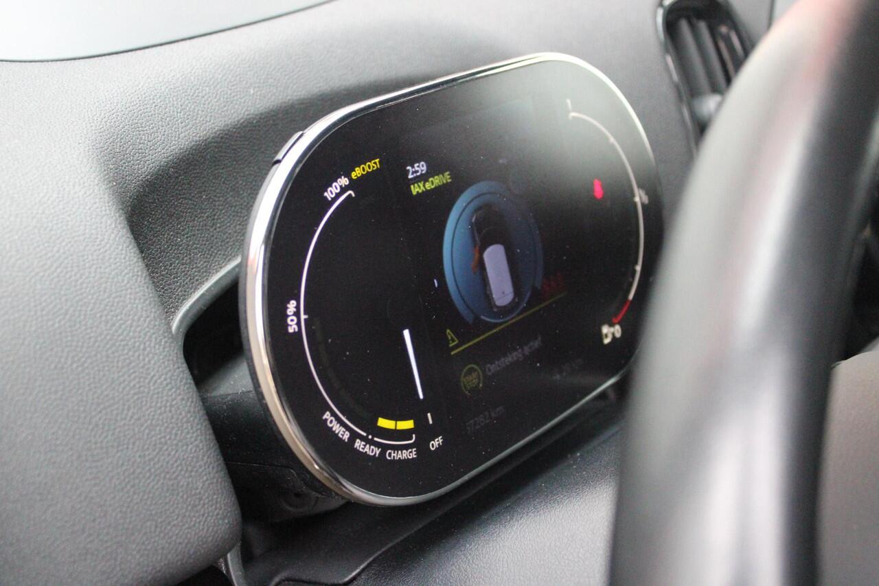 Mini COUNTRYMAN Mini 2.0 Cooper S E 220PK ALL4 CHILI | UNION JACK ACHTERLICHTEN | LEDEREN BEKLEDING | ELEKTRISCH BEDIENBARE VOORSTOELEN MET GEHEUGENFUNSCTIE OP DE BESTUURDERSSTOEL | STOEL/VOORRUIT VERWARMING | FULL LED KOPLAMPEN | DRAADLOZE APPLE CARPLAY/ANDROID AUTO | D