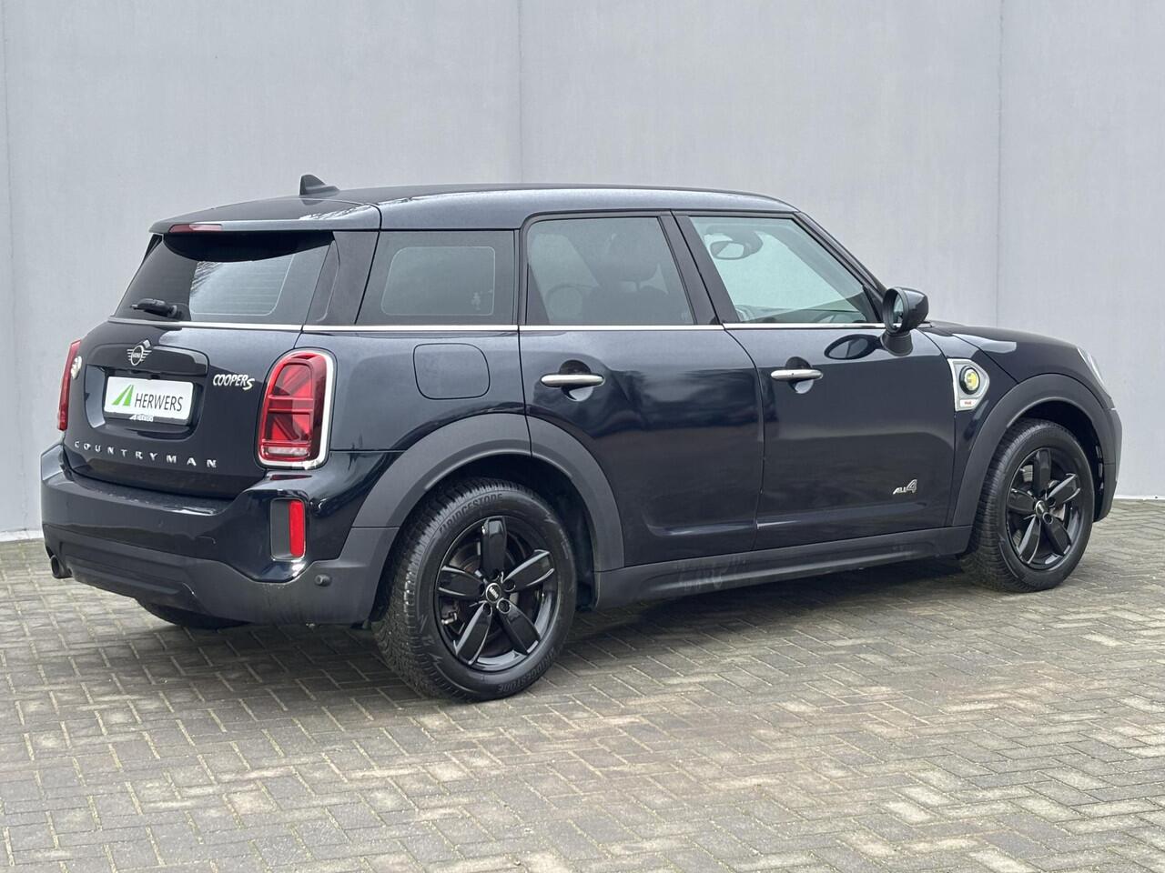 Mini COUNTRYMAN Cooper S E ALL4 Untamed Edition PHEV / Dealer Onderhouden / HUD / Navigatie / Apple Carplay & Android Auto / Stoelverwarming / Cruise / Clima /
