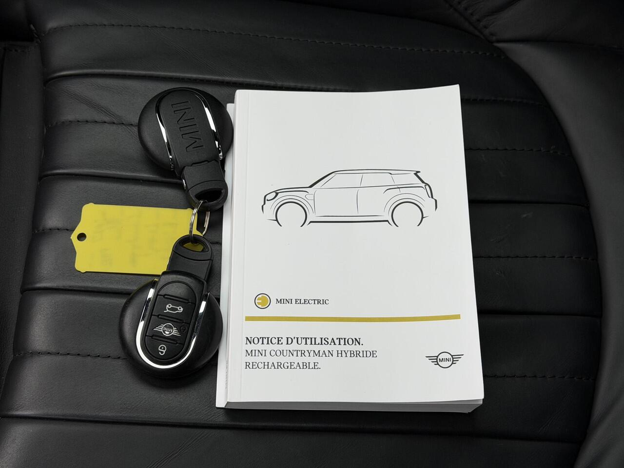 Mini COUNTRYMAN 1.5 Cooper S E ALL4 MINI Yours / Plug-In / EAER 41 km / Leder / Harman Kardon / Head Up Display / Schuif & Kanteldak / Navigatie / Elektrische stoelen / Adaptieve CC / Apple Carplay & Android / Camera / PDC / Stoel Verwarming /