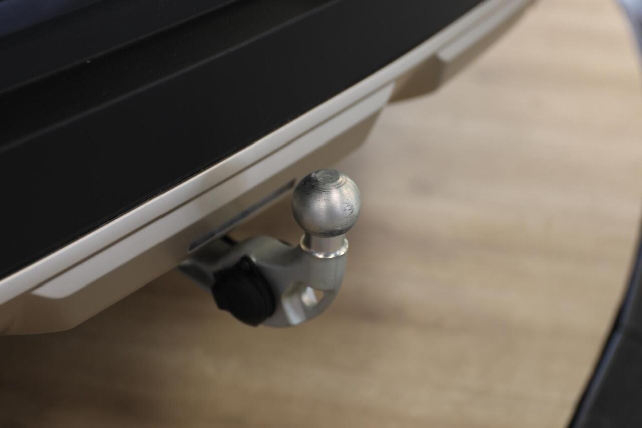 Mini COUNTRYMAN Mini 1.5 C Favoured XL | Schuif- opendak | Stoelmassage | Leer