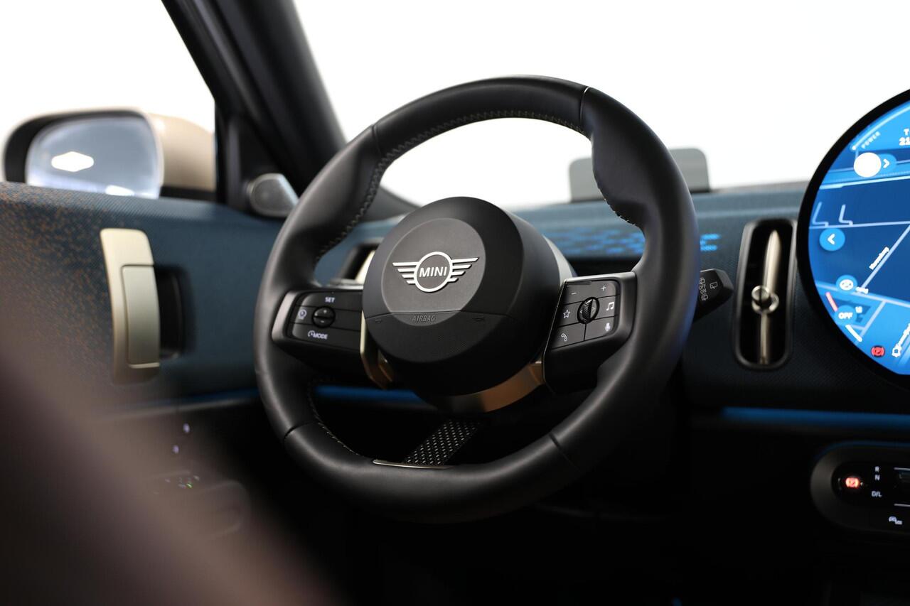 Mini COUNTRYMAN Mini 1.5 C Favoured XL | Schuif- opendak | Stoelmassage | Leer