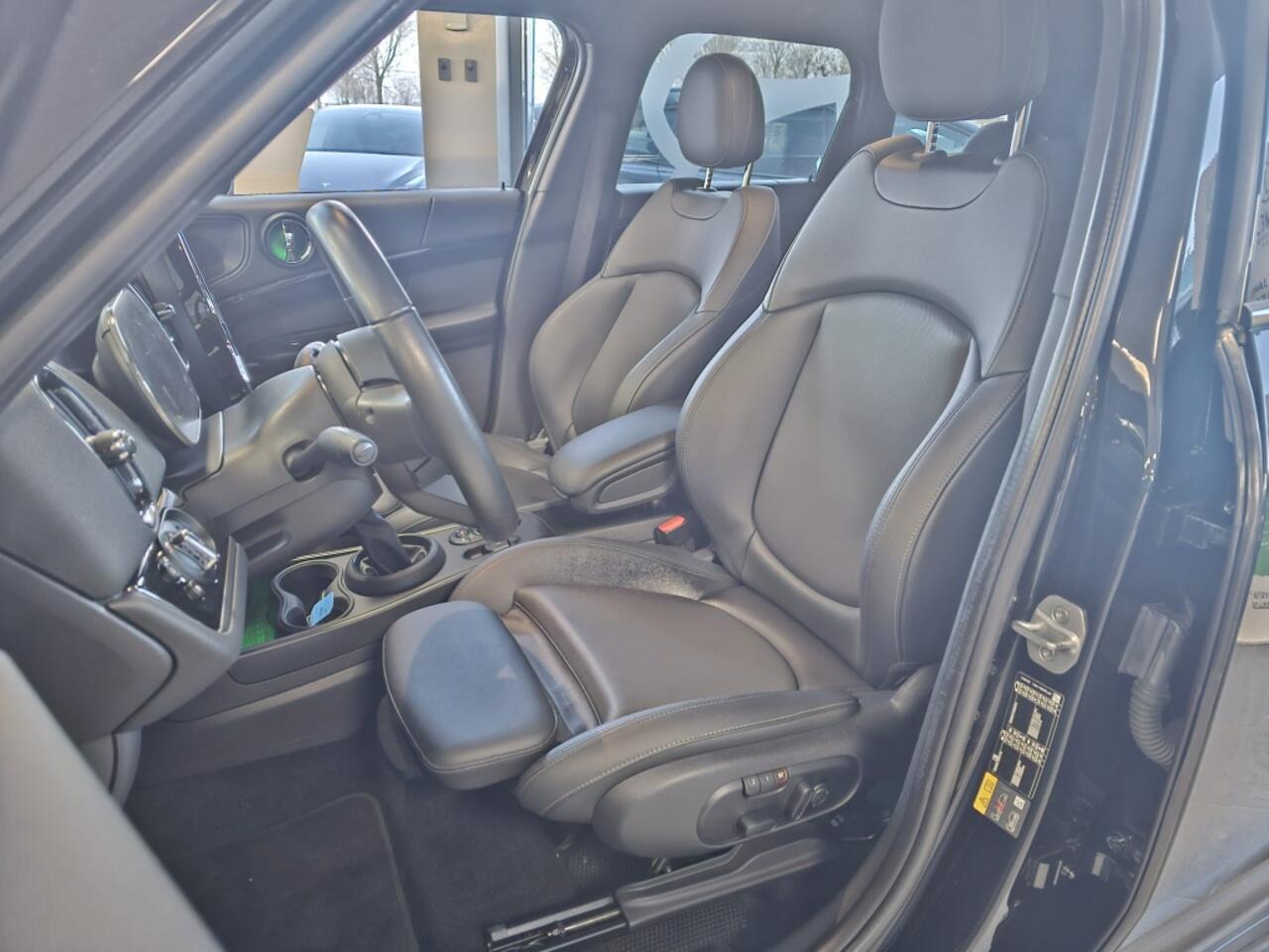 Mini COUNTRYMAN Mini 2.0 PHEV | ALL4 Chil | Stoelverwarming | Automaat | Climate | He