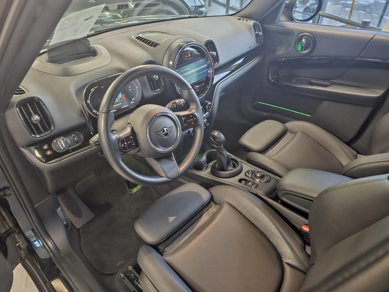 Mini COUNTRYMAN Mini 2.0 PHEV | ALL4 Chil | Stoelverwarming | Automaat | Climate | He