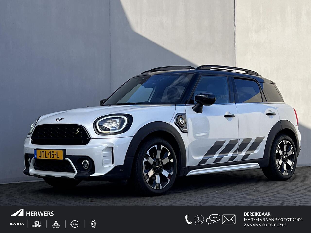 Mini COUNTRYMAN 1.5 Cooper S E ALL4 Untamed Edition PHEV 220 pk / Dealer onderhouden / Leder / Schuifdak / Elektrische stoelen & klep / Harman Kardon / Adaptieve CC / HUD / Achteruitrijcamera / Parkeer assistent / Apple Carplay Android / 18" LM wielen /