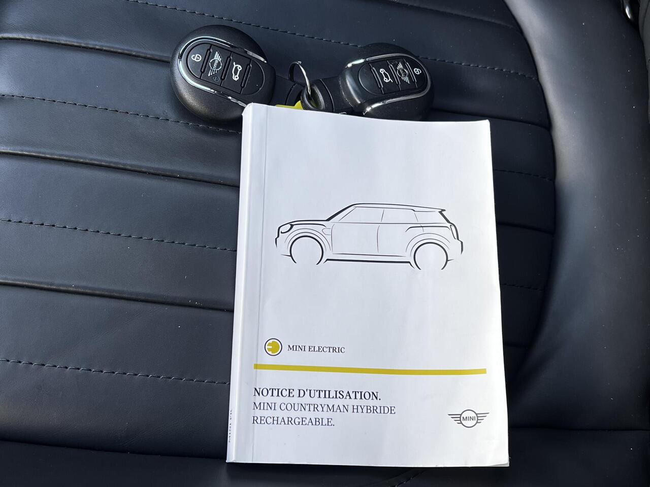 Mini COUNTRYMAN 1.5 Cooper S E ALL4 Untamed Edition PHEV 220 pk / Dealer onderhouden / Leder / Schuifdak / Elektrische stoelen & klep / Harman Kardon / Adaptieve CC / HUD / Achteruitrijcamera / Parkeer assistent / Apple Carplay Android / 18" LM wielen /