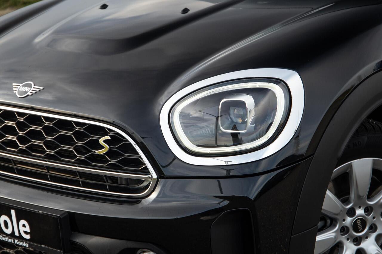 Mini COUNTRYMAN 1.5 Cooper S E ALL4 Essential CAMERA / NAVI / CARPLAY / AIRCO / ZWART / STOELVERWARMING