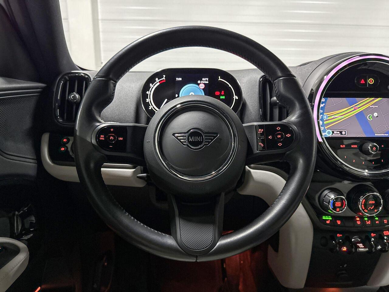 Mini COUNTRYMAN Cooper Business Edition | Achteruitrijcamera | Stoelverwarming | Achteruitrijcamera