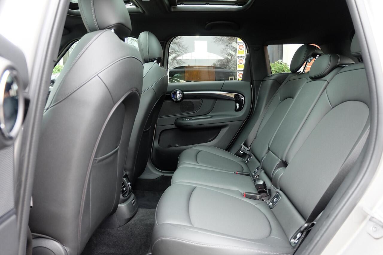 Mini COUNTRYMAN Mini 1.5 Cooper Classic Business Edition / Pano / Camera / Leder