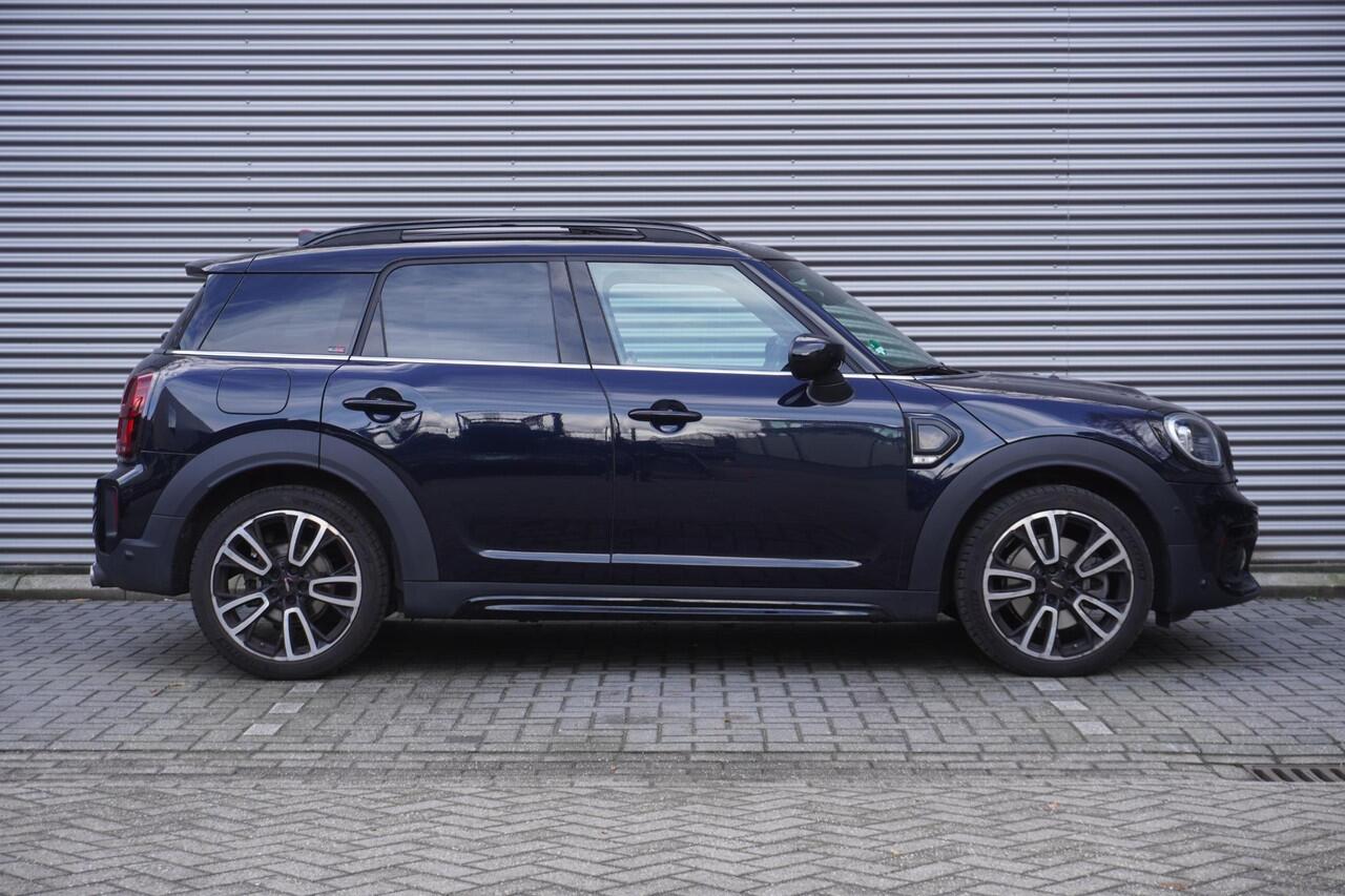 Mini COUNTRYMAN S Rockingham GT | 19" LM JCW Circuit Spoke two-tone | Trekhaak | Glazen panoramadak | Harman-Kardon sound system | Lentevoordeel