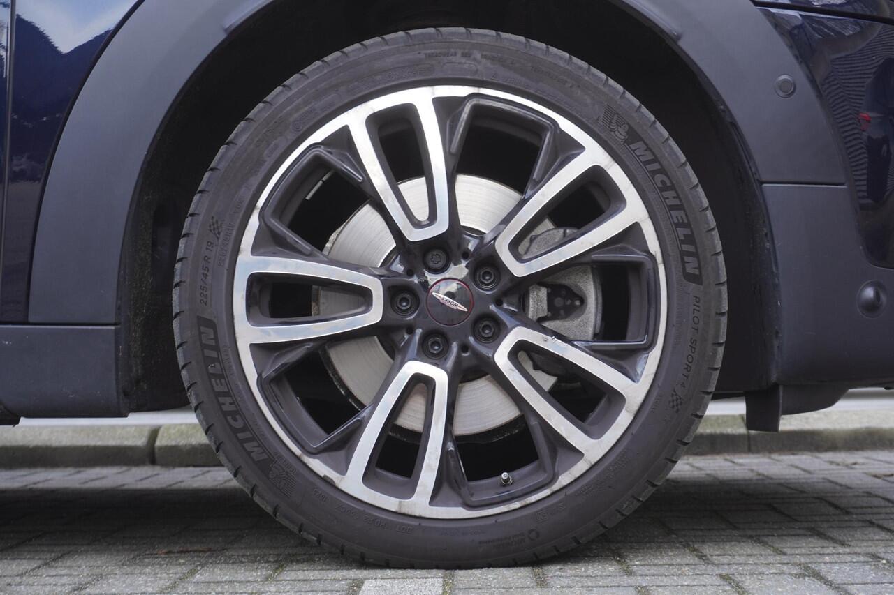 Mini COUNTRYMAN S Rockingham GT | 19" LM JCW Circuit Spoke two-tone | Trekhaak | Glazen panoramadak | Harman-Kardon sound system | Lentevoordeel