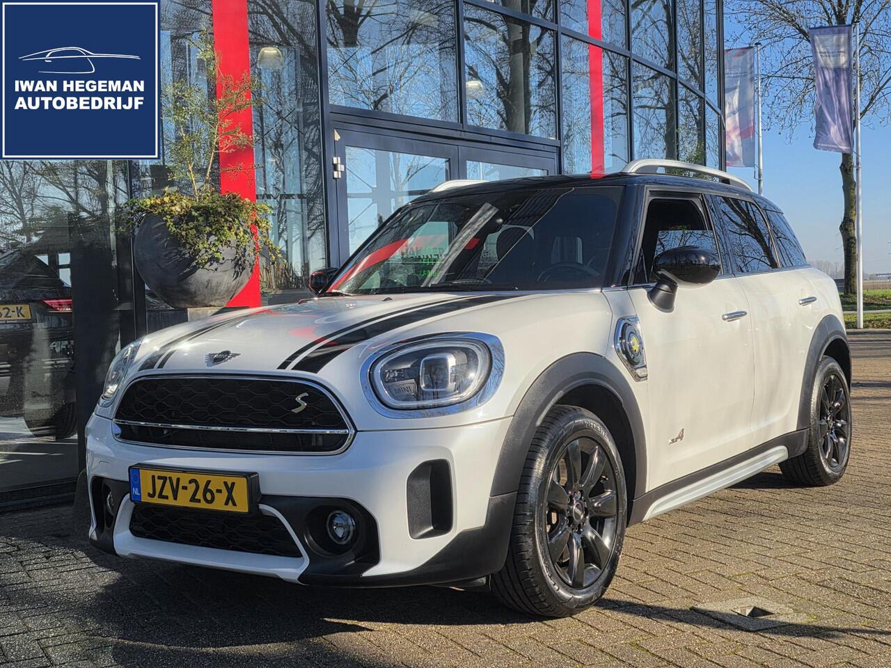 Mini COUNTRYMAN Mini 1.5 Cooper S E ALL4 | SOH 96% | Climate Control | Navigatie | Voorruitverwarming | Leer | Stoelverwarming | Adapt. Cruise Control | Licht metalen velgen
