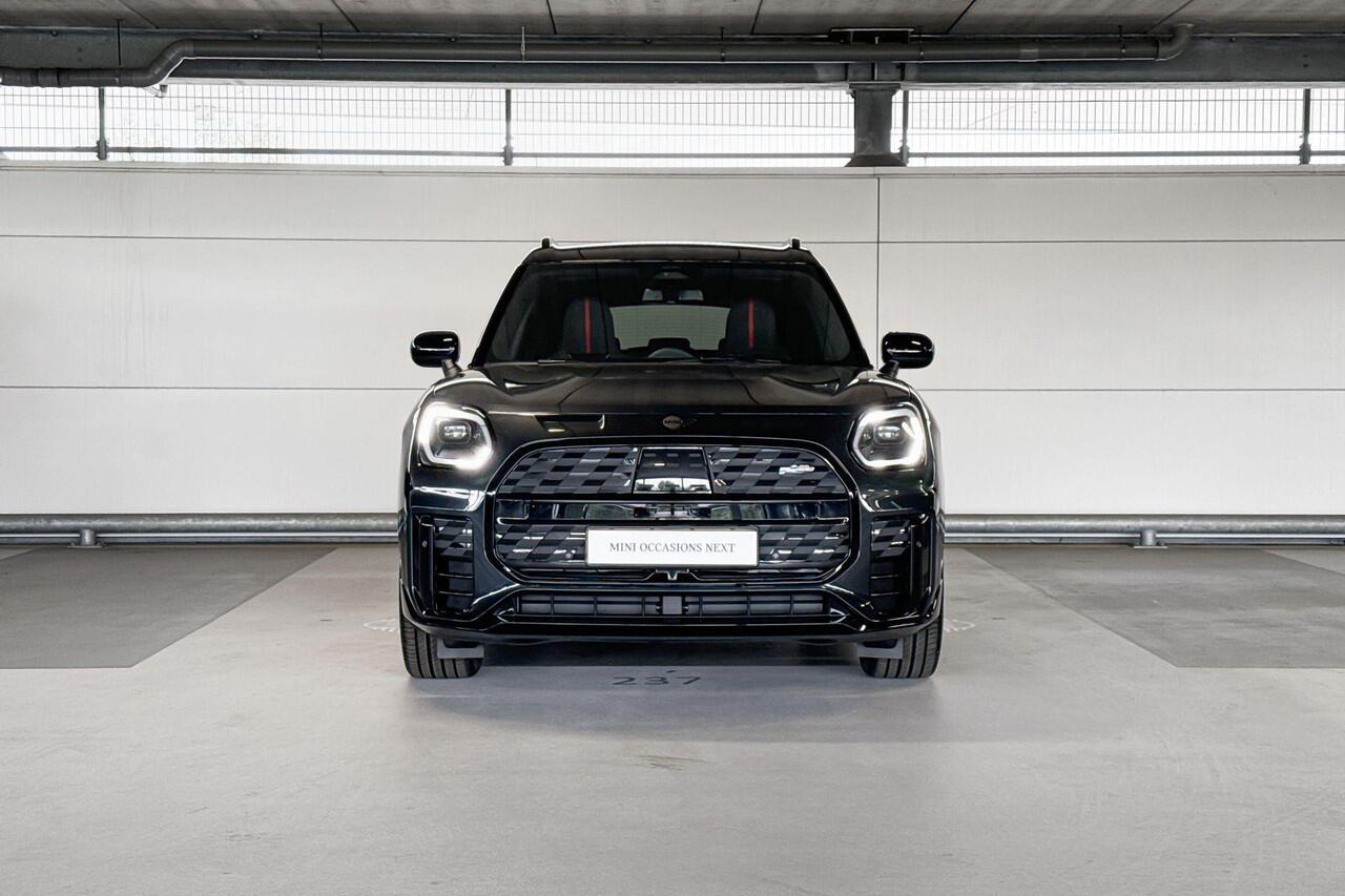 Mini COUNTRYMAN Electric E John Cooper Works S 66.5 kWh MINI Countryman Electric E John Cooper Works 66.5 kWh | Pakket S | Dak en spiegelkappen in Jetblack